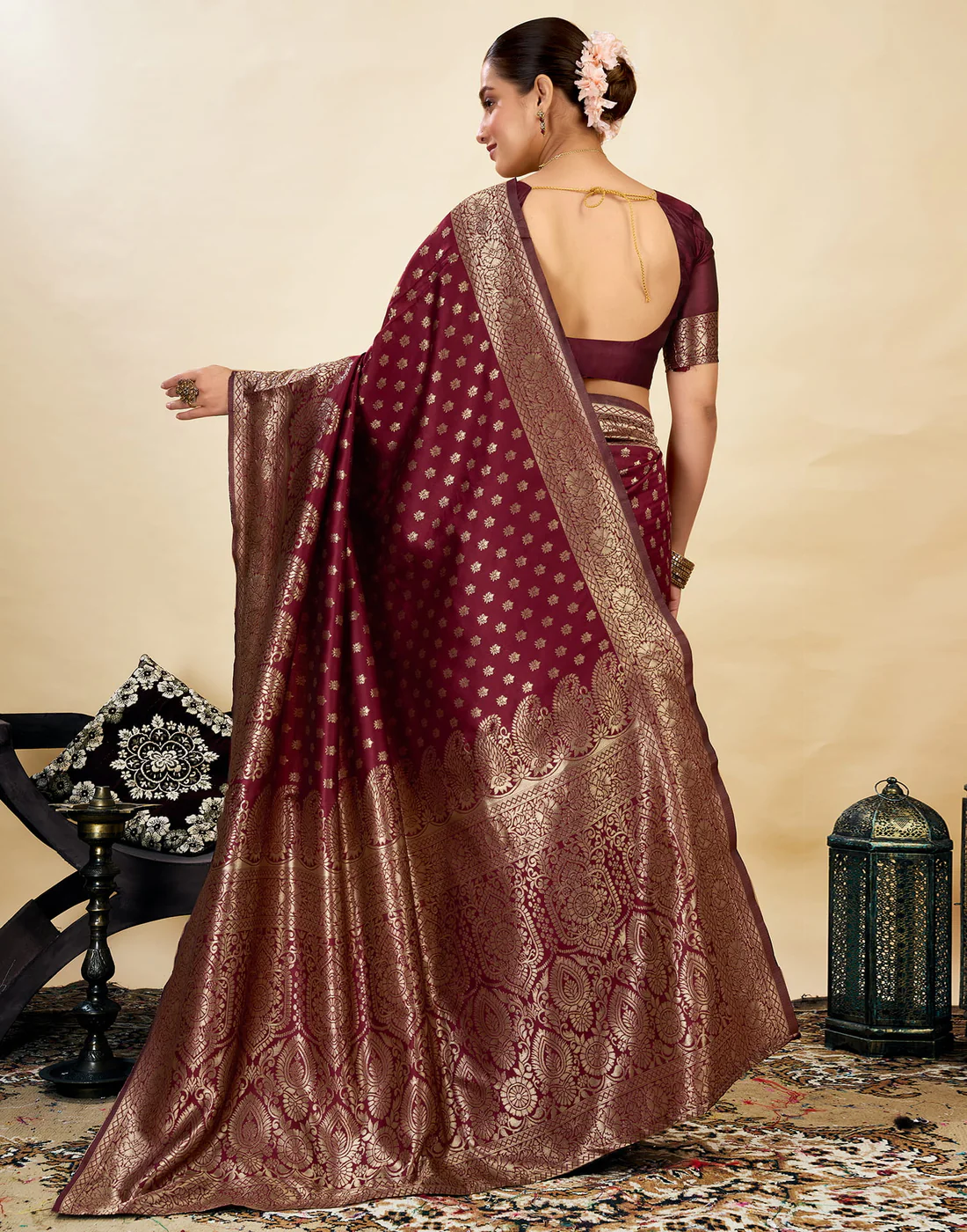 axonit womens silk blend banarasi jacquard classic motif design saree with unstitched blouse piece maroon 5 axonit womens silk blend banarasi jacquard classic motif design saree with unstitched blouse piece maroon 5