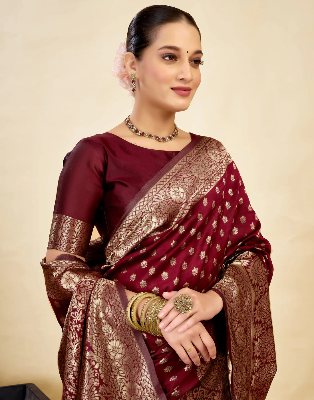 axonit womens silk blend banarasi jacquard classic motif design saree with unstitched blouse piece maroon 6 axonit womens silk blend banarasi jacquard classic motif design saree with unstitched blouse piece maroon 6