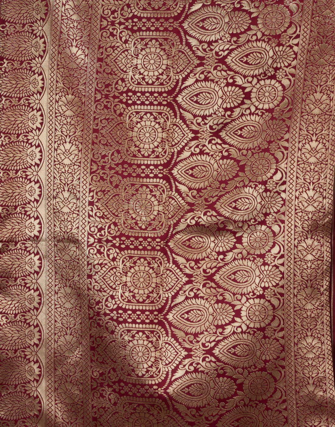 axonit womens silk blend banarasi jacquard classic motif design saree with unstitched blouse piece maroon 8 axonit womens silk blend banarasi jacquard classic motif design saree with unstitched blouse piece maroon 8