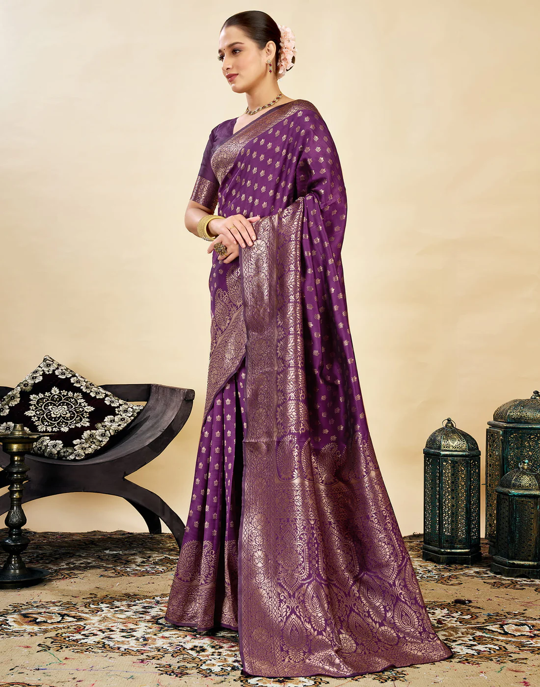 axonit womens silk blend banarasi jacquard classic motif design saree with unstitched blouse piece plum 2 axonit womens silk blend banarasi jacquard classic motif design saree with unstitched blouse piece plum 2