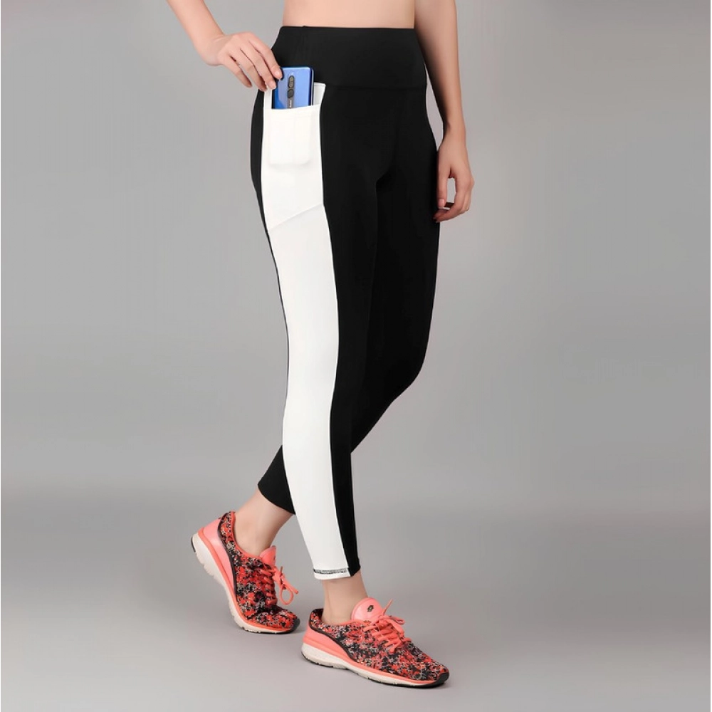 bsb259 tyyygt blkwht other1 1000x1000 1.webp bsb259 tyyygt blkwht other1 1000x1000 1.webp