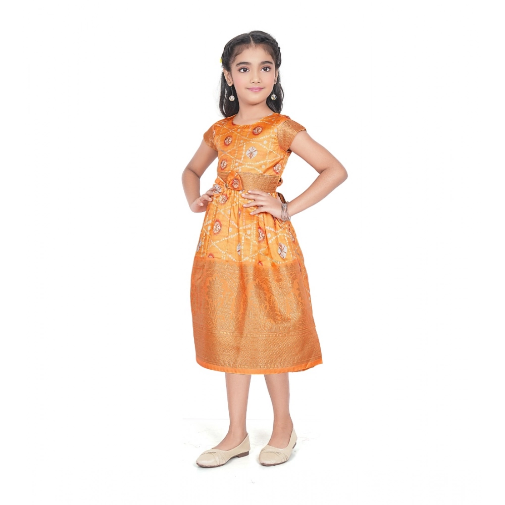 pid 63796 generic girl s brocket silk printed short sleeve round neck dress green yellow 4 1000x1000 1.webp pid 63796 generic girl s brocket silk printed short sleeve round neck dress green yellow 4 1000x1000 1.webp
