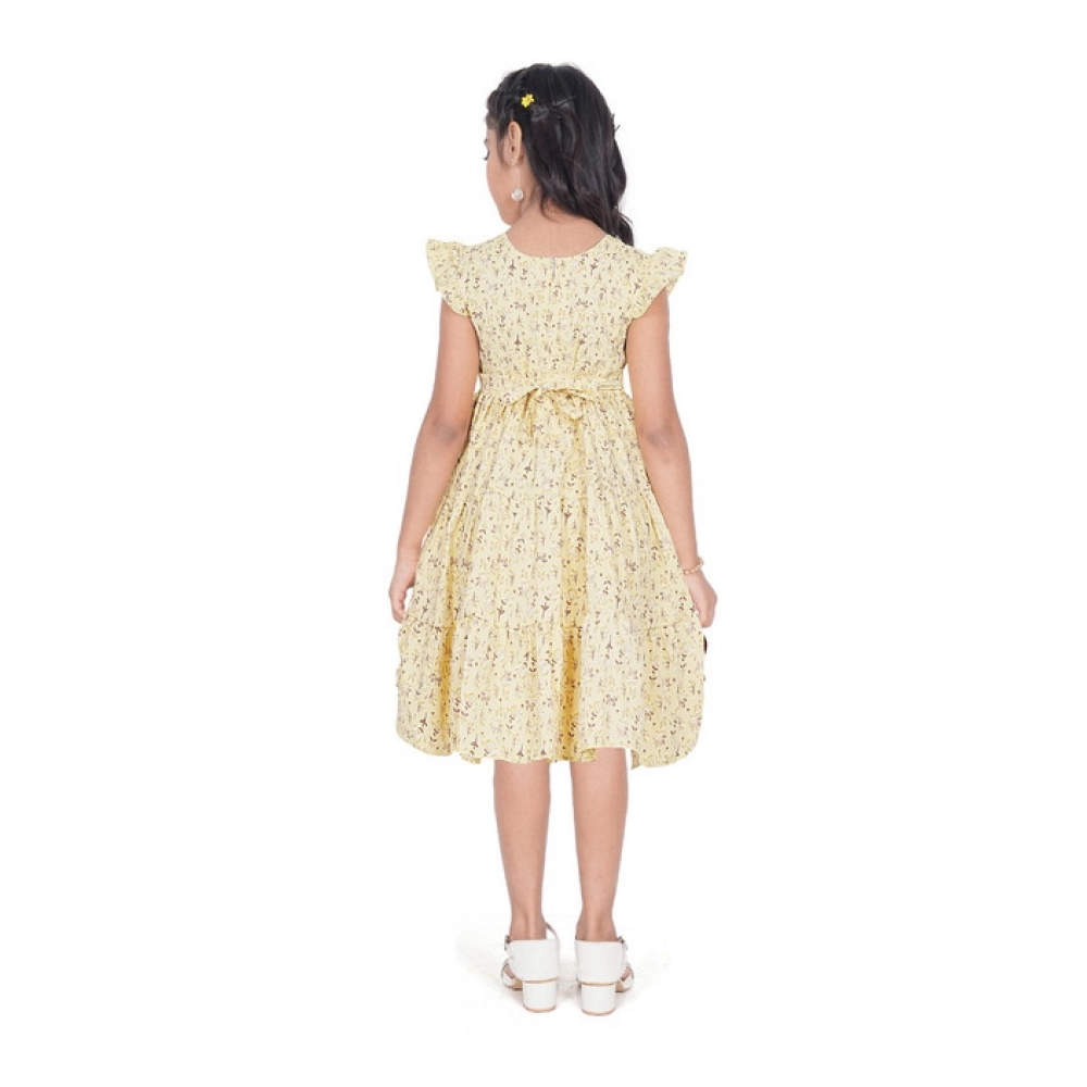 pid 63799 generic girl s twill printed short sleeve round neck dress yellow green peach grey 3 1000x1000 1.webp pid 63799 generic girl s twill printed short sleeve round neck dress yellow green peach grey 3 1000x1000 1.webp