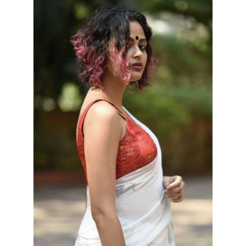 pid 65162 women s linen printed saree with unstitched blouse 5 5 mtr white 3 1000x1000 1.webp pid 65162 women s linen printed saree with unstitched blouse 5 5 mtr white 3 1000x1000 1.webp