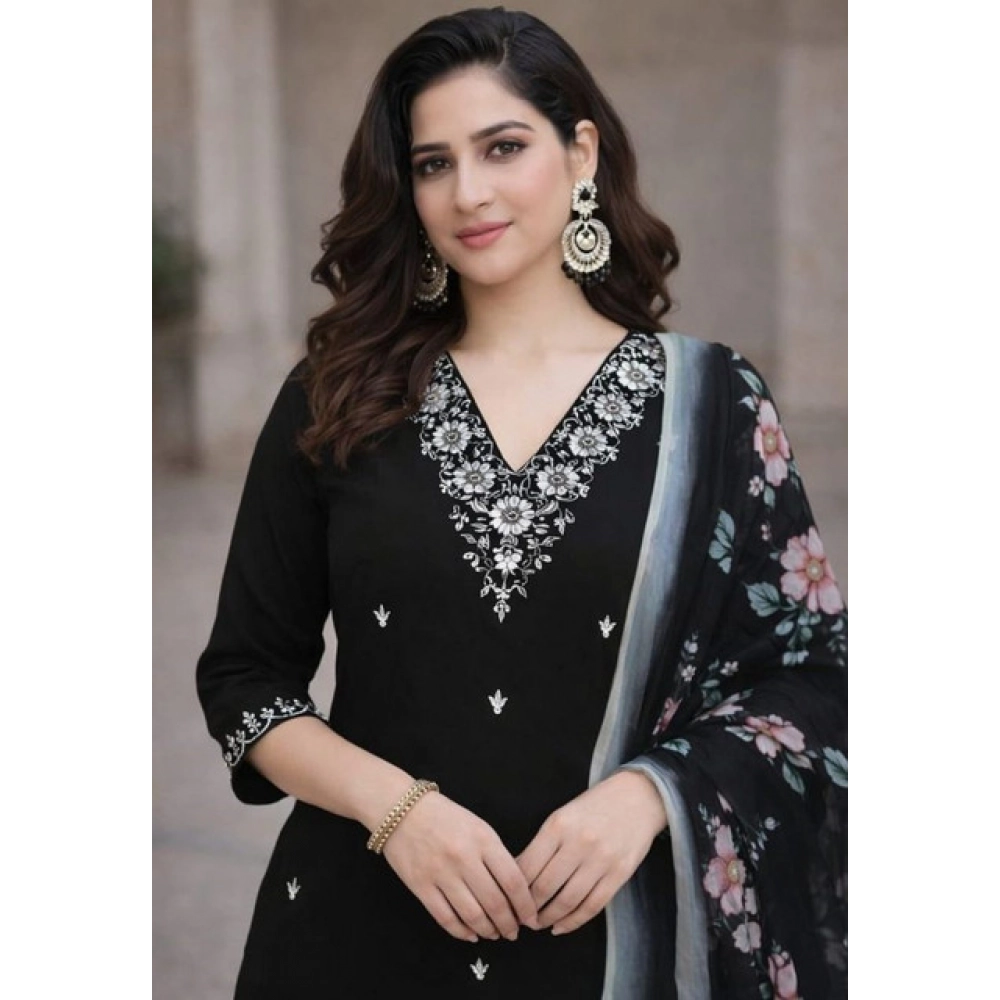 pid 65968 women s chanderi silk ethnic motif v neck three quarter sleeve kurti with pant dupatta se 1000x1000 1.webp pid 65968 women s chanderi silk ethnic motif v neck three quarter sleeve kurti with pant dupatta se 1000x1000 1.webp