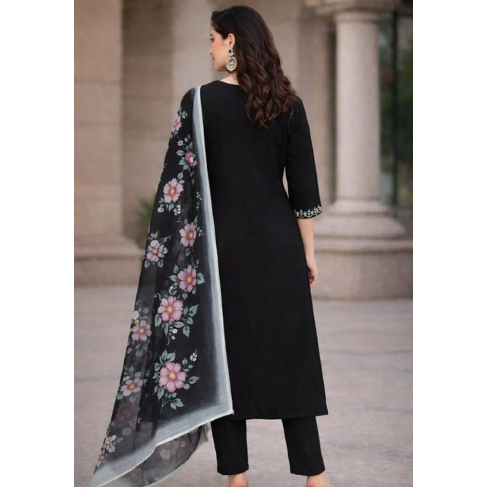 pid 65968 women s chanderi silk ethnic motif v neck three quarter sleeve kurti with pant dupatta se 1000x1000 4.webp pid 65968 women s chanderi silk ethnic motif v neck three quarter sleeve kurti with pant dupatta se 1000x1000 4.webp