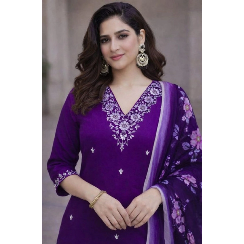 pid 65971 women s chanderi silk ethnic motif v neck three quarter sleeve kurti with pant dupatta se 1000x1000 1.webp pid 65971 women s chanderi silk ethnic motif v neck three quarter sleeve kurti with pant dupatta se 1000x1000 1.webp