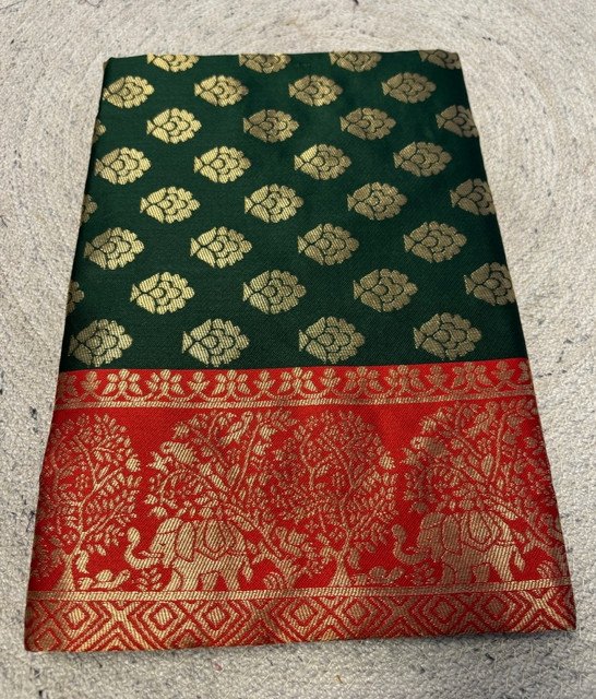 pid 67689 women s jacquard printed saree with unstitched blouse 5 5 mtr green 1.jpg pid 67689 women s jacquard printed saree with unstitched blouse 5 5 mtr green 1.jpg