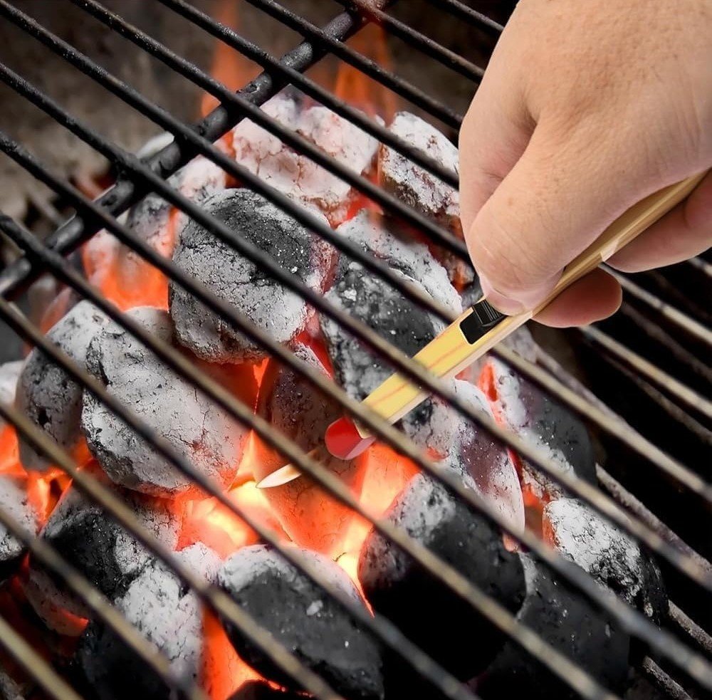 pid 67789 zinc match stick lighter yellow red 1.jpg pid 67789 zinc match stick lighter yellow red 1.jpg