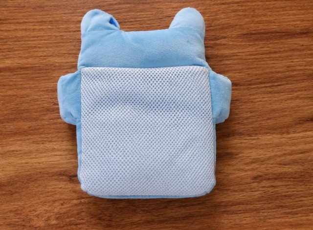 pid 67865 cotton baby neck pillow blue 3.jpg pid 67865 cotton baby neck pillow blue 3.jpg