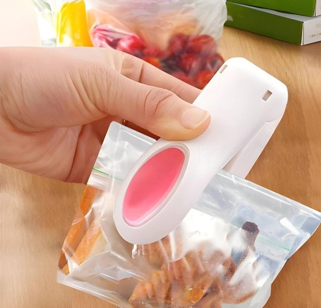 pid 67885 plastic mini bag sealing machine multicolor 4.jpg pid 67885 plastic mini bag sealing machine multicolor 4.jpg